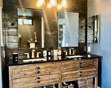 55 Palm Beach Court - Photo Thumbnail 25