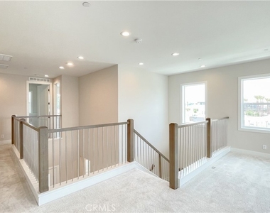 101 Walworth - Photo Thumbnail 26