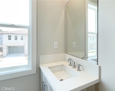 101 Walworth - Photo Thumbnail 30