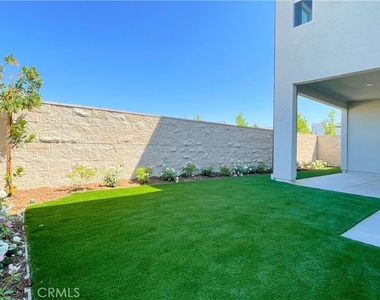 101 Walworth - Photo Thumbnail 38