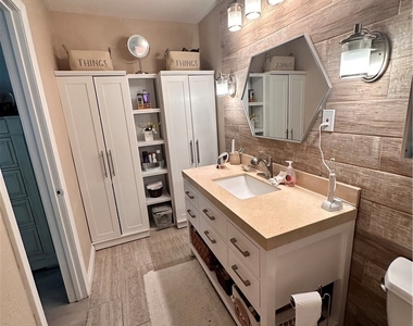 2181 Devonshire - Photo Thumbnail 7