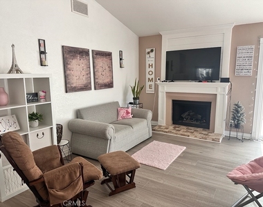 2181 Devonshire - Photo Thumbnail 12