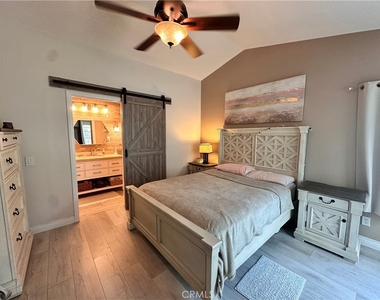 2181 Devonshire - Photo Thumbnail 5