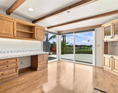 1026 Santiago Drive - Photo Thumbnail 16