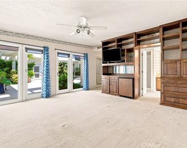 1026 Santiago Drive - Photo Thumbnail 27