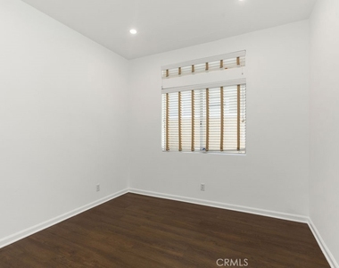 25102 Calle Playa - Photo Thumbnail 10