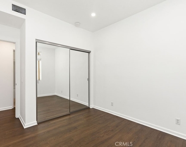 25102 Calle Playa - Photo Thumbnail 11