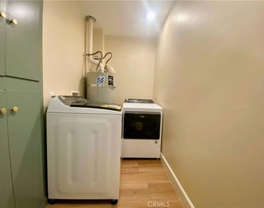 1337 Shadow Lane - Photo Thumbnail 24