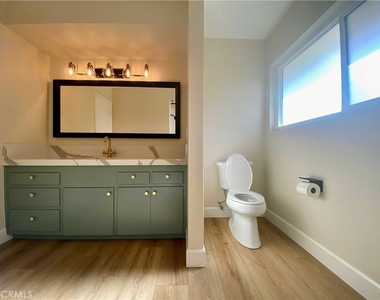 1337 Shadow Lane - Photo Thumbnail 22