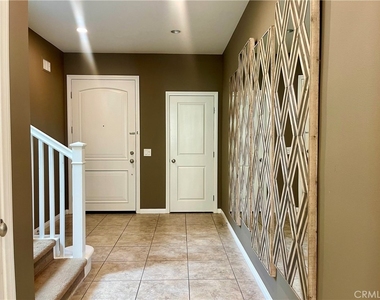 120 Beechmont - Photo Thumbnail 9