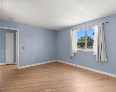 1068 Occidental Circle - Photo Thumbnail 21