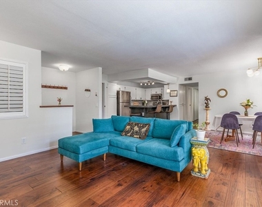 3930 Centre Street - Photo Thumbnail 3