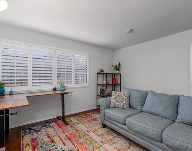 3930 Centre Street - Photo Thumbnail 15