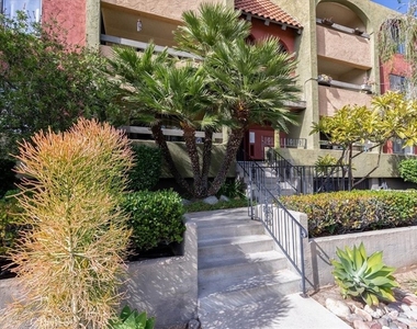 3930 Centre Street - Photo Thumbnail 2