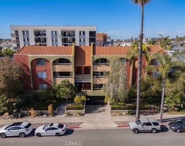 3930 Centre Street - Photo Thumbnail 1