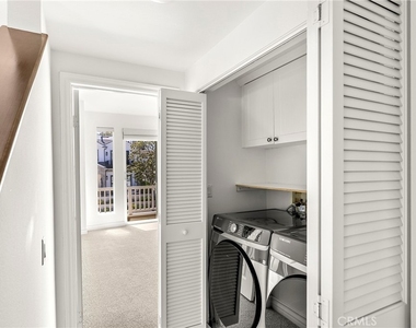 703 Poinsettia Avenue - Photo Thumbnail 11