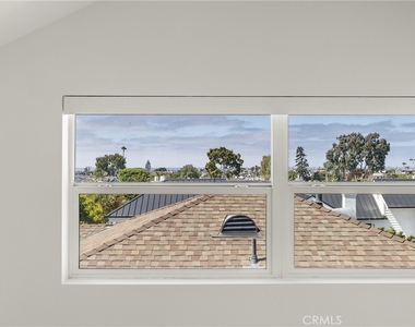 703 Poinsettia Avenue - Photo Thumbnail 20