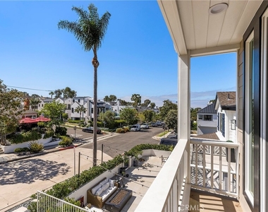 703 Poinsettia Avenue - Photo Thumbnail 13