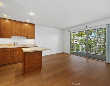 200 Mcneil - Photo Thumbnail 9