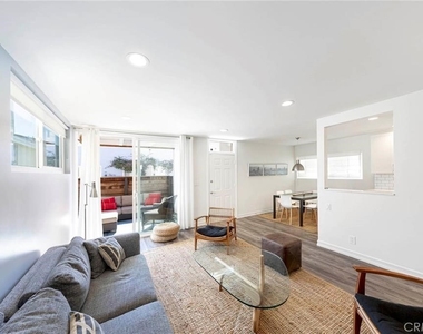 207 Cypress - Photo Thumbnail 7