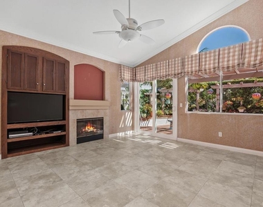 6005 Patmos Way - Photo Thumbnail 14