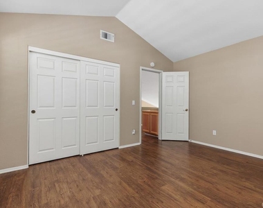 6005 Patmos Way - Photo Thumbnail 23