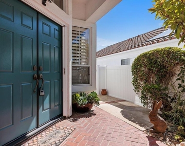 6005 Patmos Way - Photo Thumbnail 3