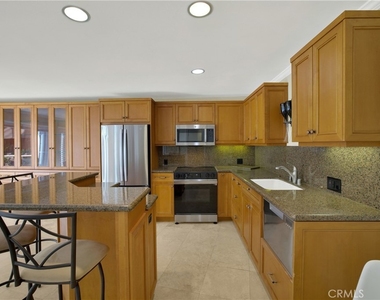 31561 Table Rock Drive - Photo Thumbnail 3