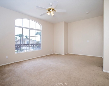 7108 Bronte - Photo Thumbnail 18