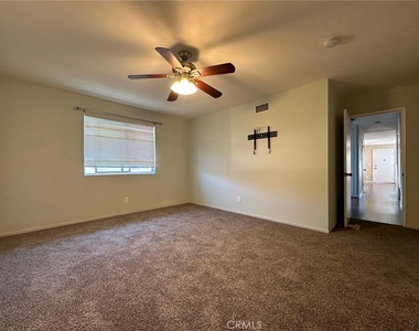 1433 Forest Glen Drive - Photo Thumbnail 13