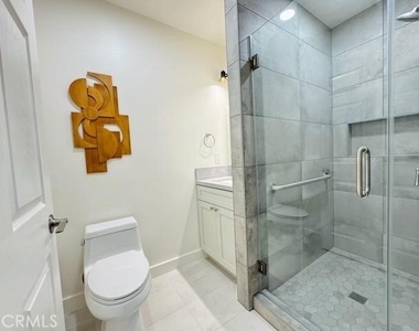 39090 Cattail - Photo Thumbnail 10