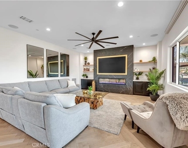 30327 Sea Horse Circle - Photo Thumbnail 20