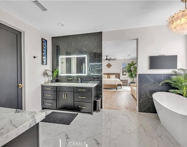30327 Sea Horse Circle - Photo Thumbnail 46