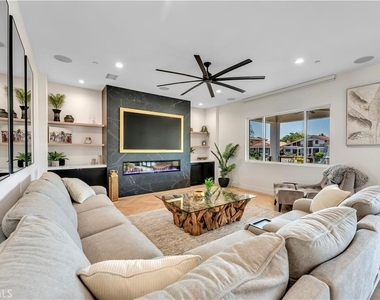30327 Sea Horse Circle - Photo Thumbnail 19