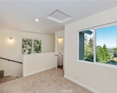 831 Blue Ridge - Photo Thumbnail 25