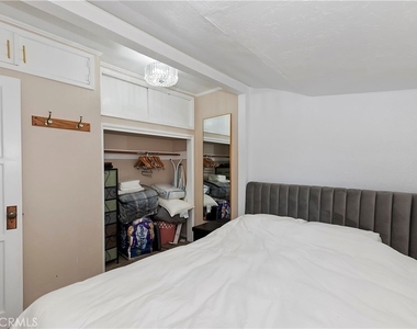 831 Blue Ridge - Photo Thumbnail 21