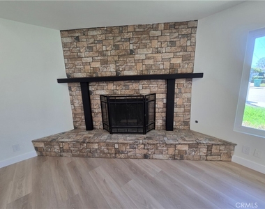 1531 Elm Drive - Photo Thumbnail 6