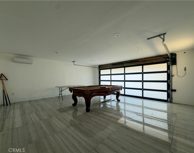 5836 Winnetka Avenue - Photo Thumbnail 34