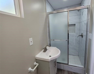 8743 Dorian Street - Photo Thumbnail 5