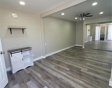 8743 Dorian Street - Photo Thumbnail 2