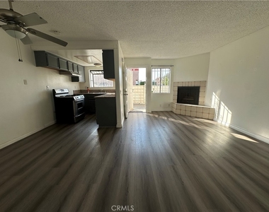 13420 Tracy Street - Photo Thumbnail 3