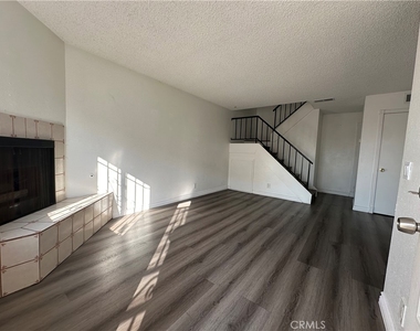 13420 Tracy Street - Photo Thumbnail 5