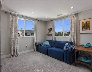 6754 Rhea Court - Photo Thumbnail 13