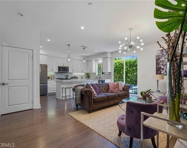 6754 Rhea Court - Photo Thumbnail 11