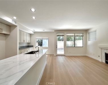 14130 Shoreline Drive - Photo Thumbnail 8