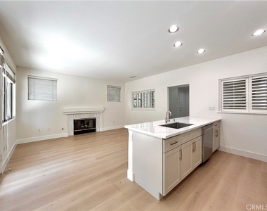 14130 Shoreline Drive - Photo Thumbnail 9