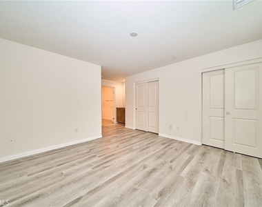 853 E Hollyvale - Photo Thumbnail 34