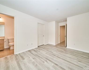 853 E Hollyvale - Photo Thumbnail 30