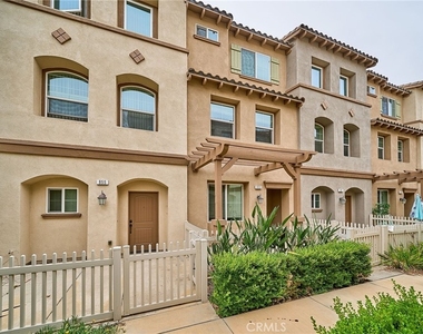 853 E Hollyvale - Photo Thumbnail 1