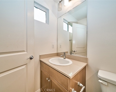 853 E Hollyvale - Photo Thumbnail 33